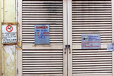 《Bus Flipper模拟器》Steam上线 废弃大巴改装模拟